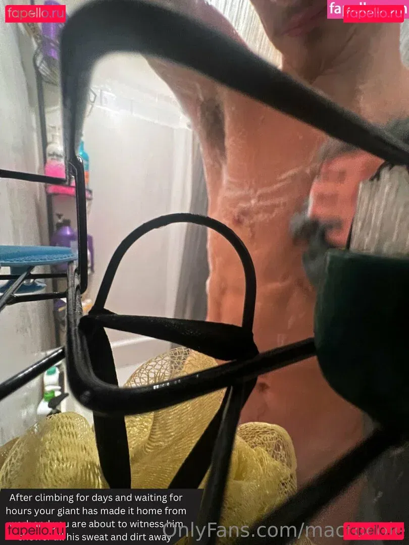 macrocole Onlyfans Photo Gallery 