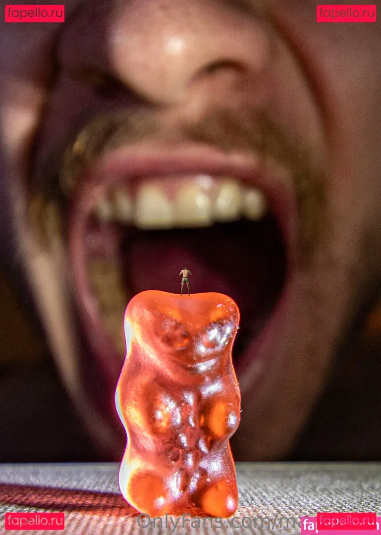 macrocole Onlyfans Photo Gallery 