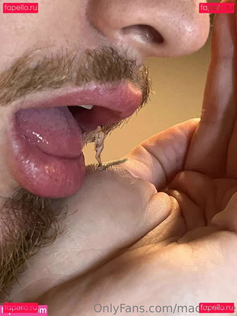 macrocole Onlyfans Photo Gallery 