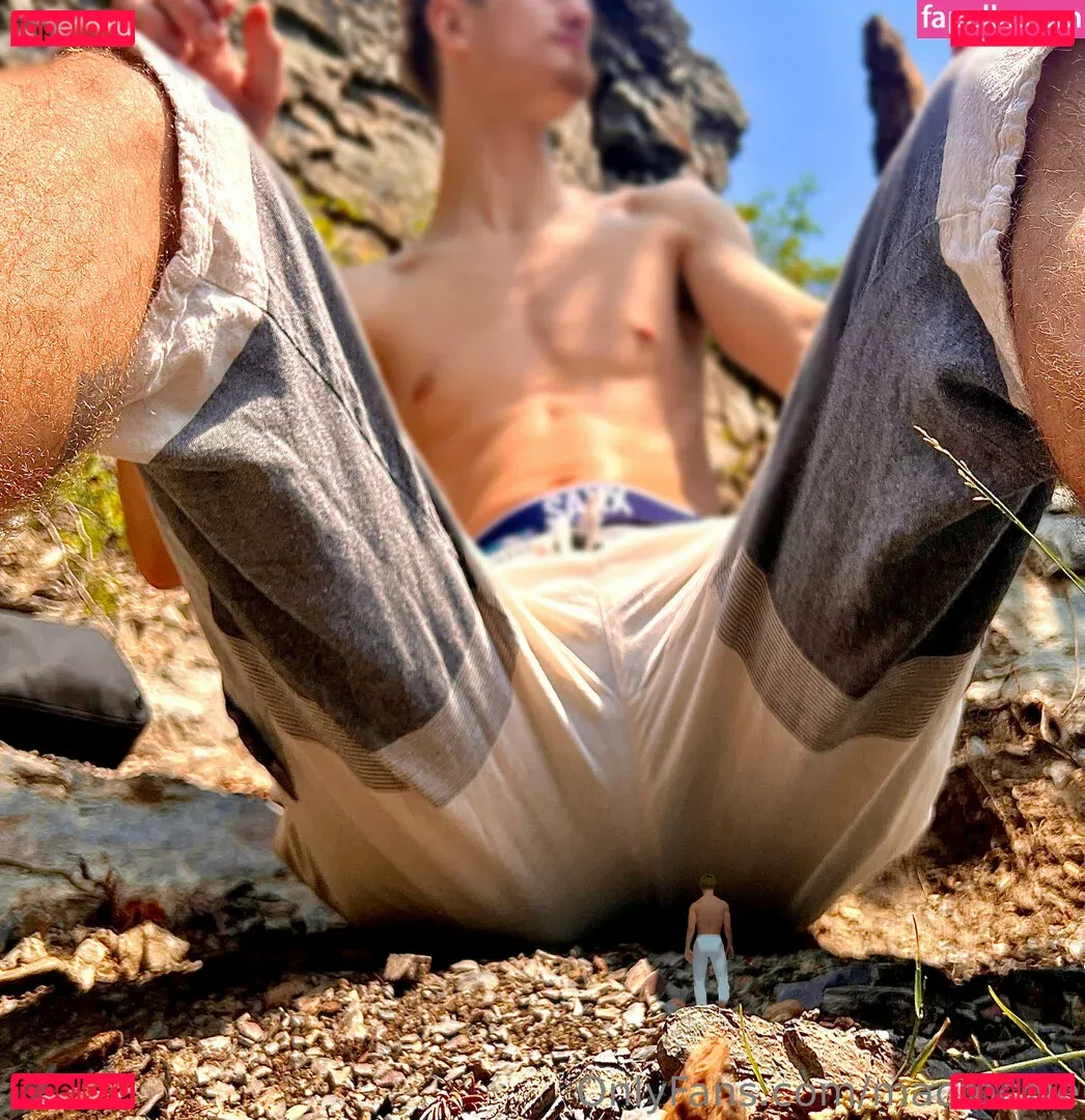 macrocole Onlyfans Photo Gallery 