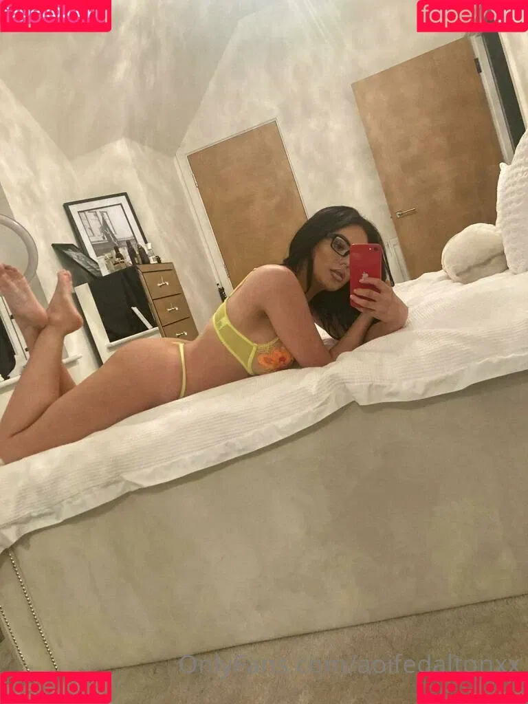 evadeexo Onlyfans Photo Gallery 