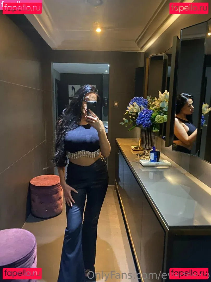 evadeexo Onlyfans Photo Gallery 