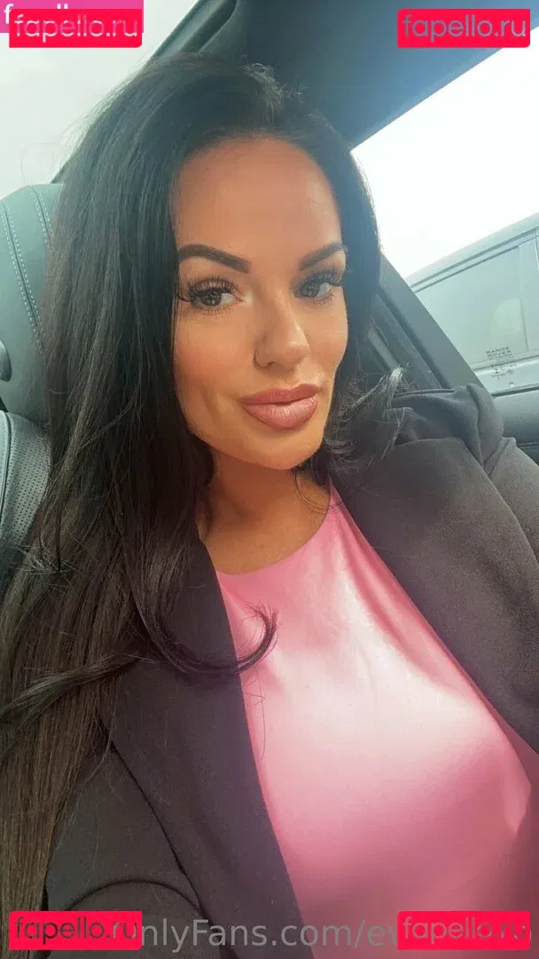 evadeexo Onlyfans Photo Gallery 