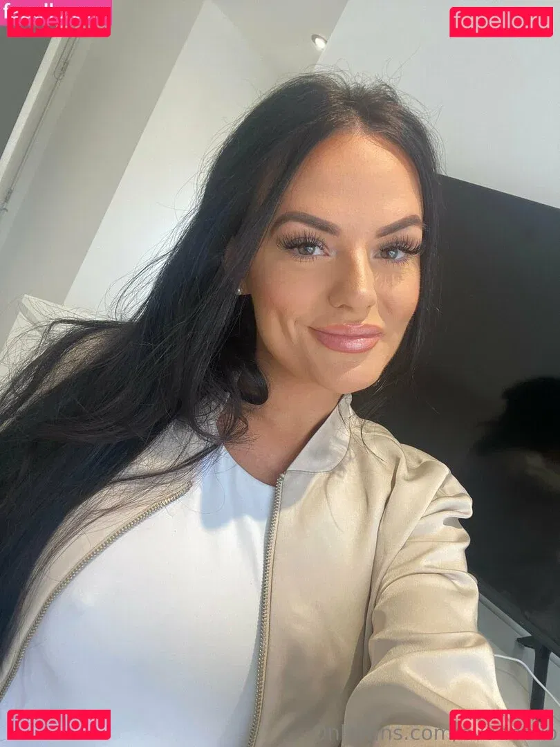 evadeexo Onlyfans Photo Gallery 