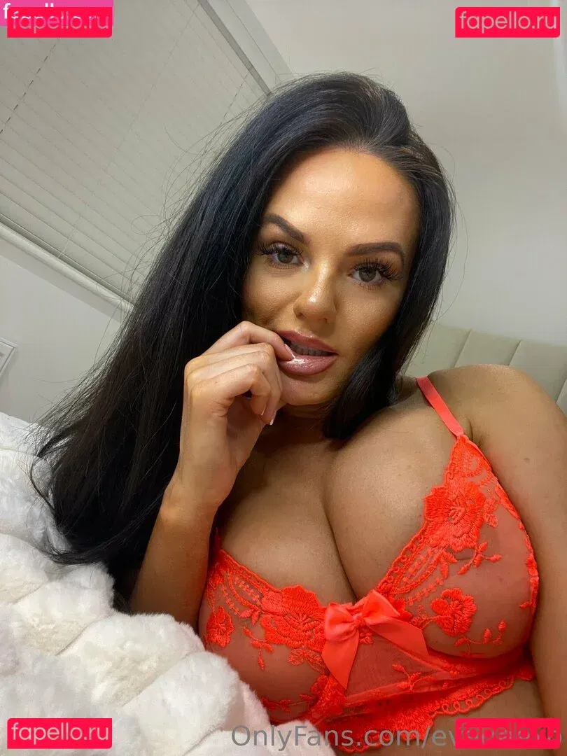 evadeexo Onlyfans Photo Gallery 