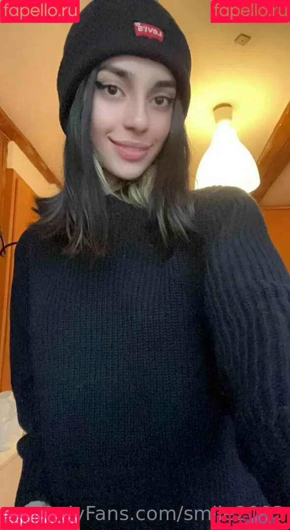 smile2003 Onlyfans Photo Gallery 