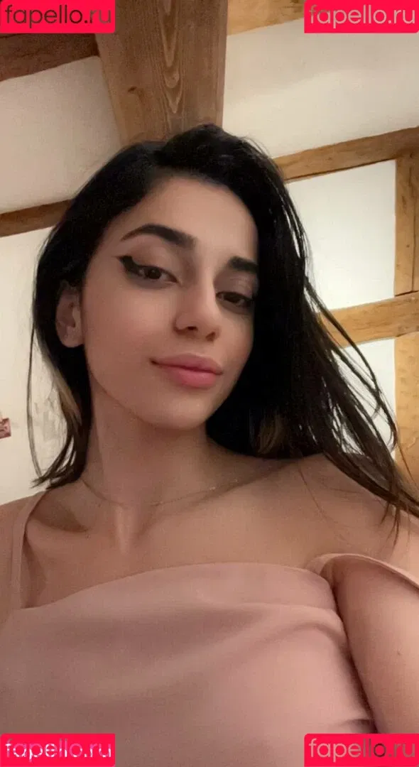 smile2003 Onlyfans Photo Gallery 