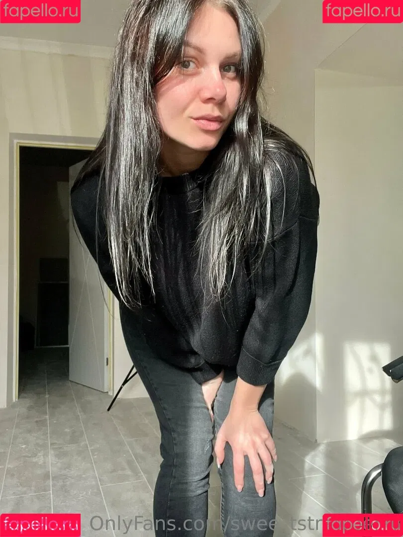 swee_tstrawberry Onlyfans Photo Gallery 