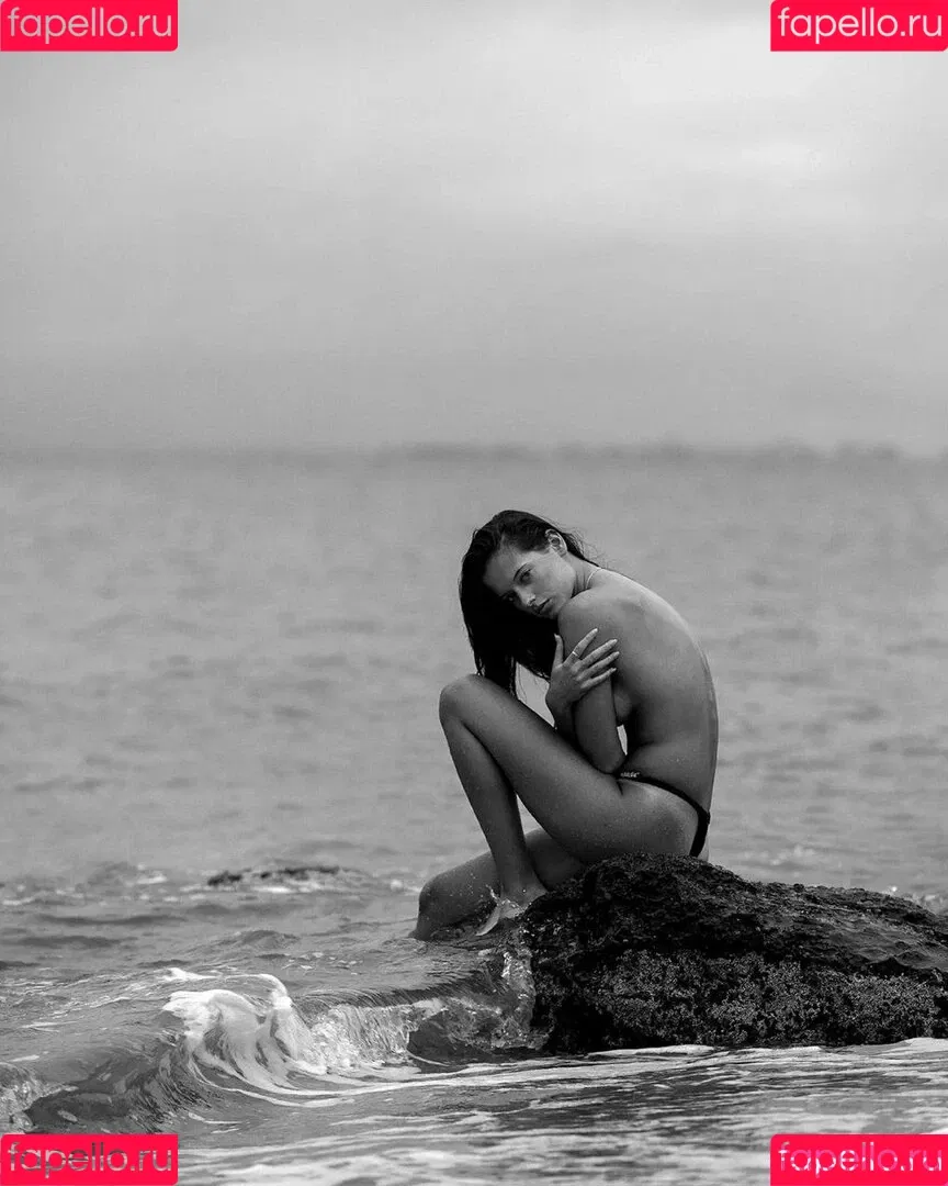 Taya Brooks Onlyfans Photo Gallery 