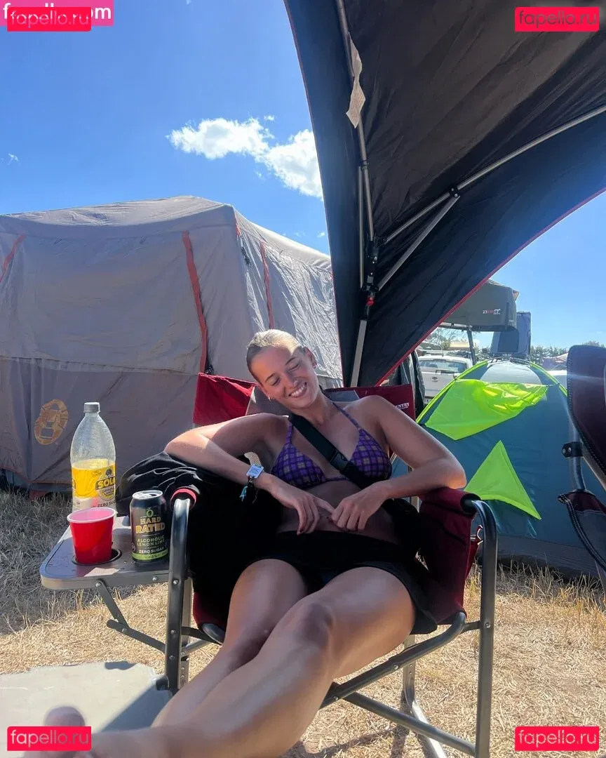 Taya Brooks Onlyfans Photo Gallery 