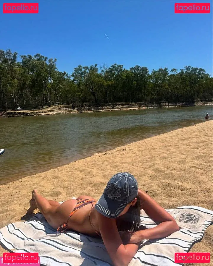 Taya Brooks Onlyfans Photo Gallery 