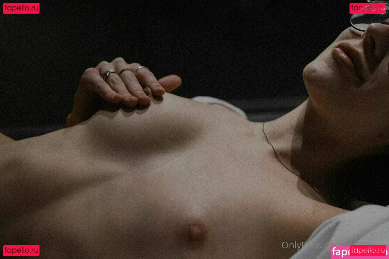 Julie Hielbert Onlyfans Photo Gallery 