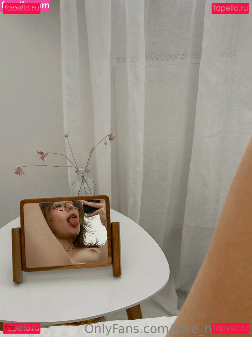 Julie Hielbert Onlyfans Photo Gallery 