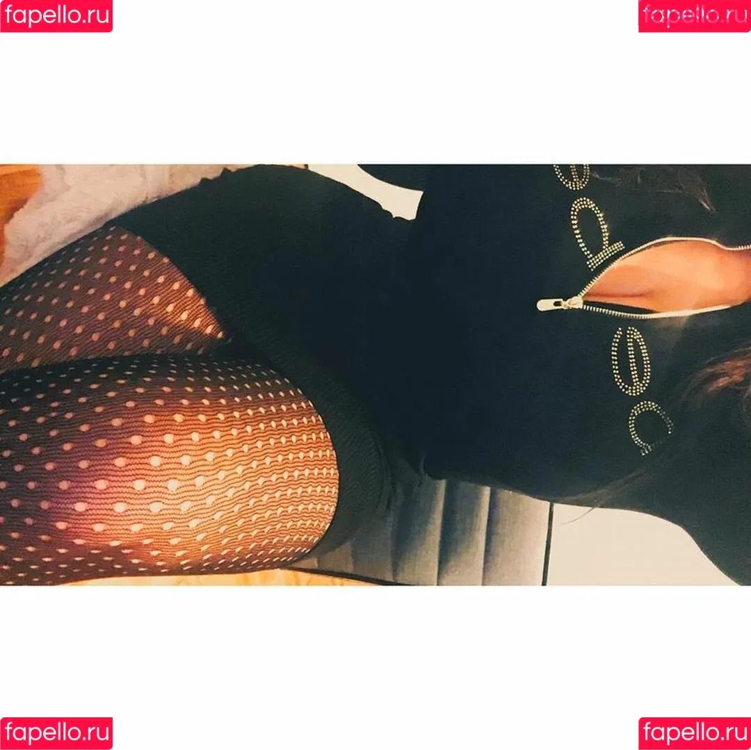 iloveteniah Onlyfans Photo Gallery 