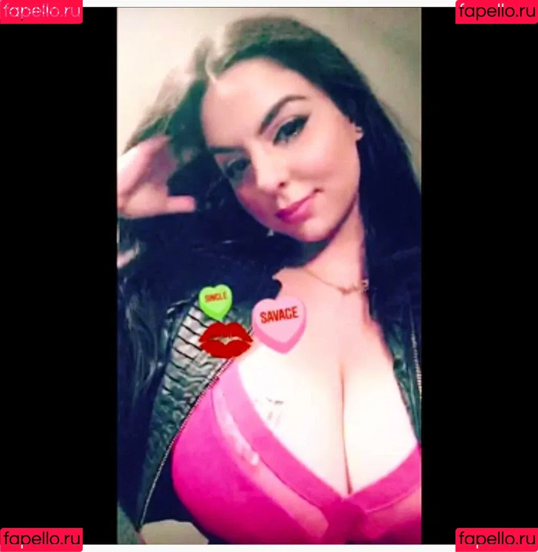 iloveteniah Onlyfans Photo Gallery 