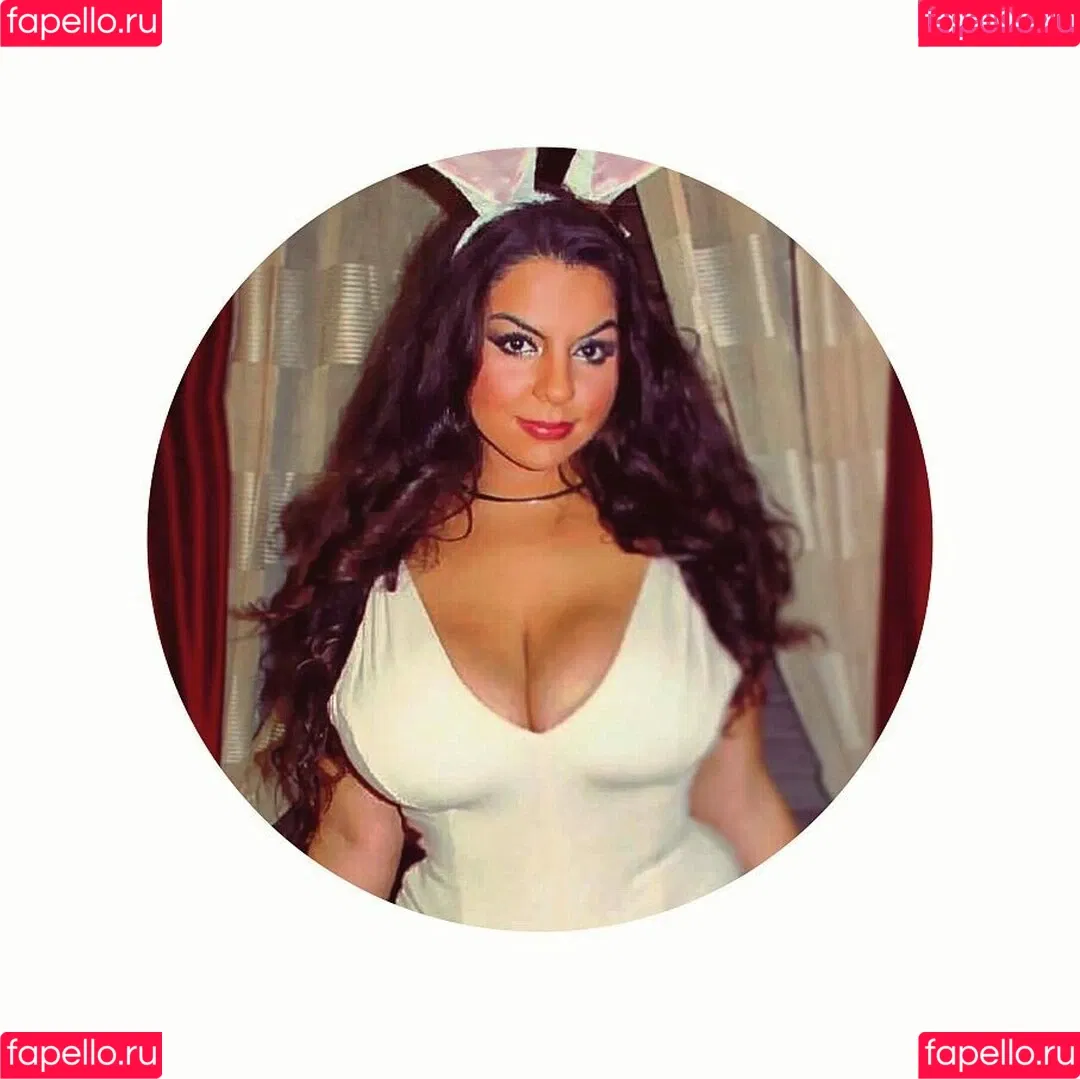 iloveteniah Onlyfans Photo Gallery 