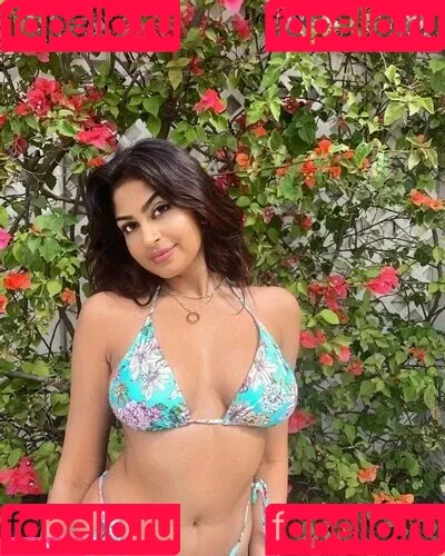Shreya Arun Onlyfans Photo Gallery 