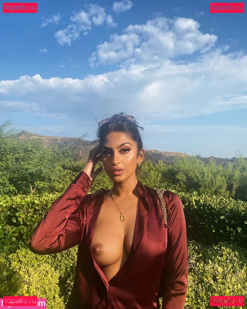 Shreya Arun Onlyfans Photo Gallery 