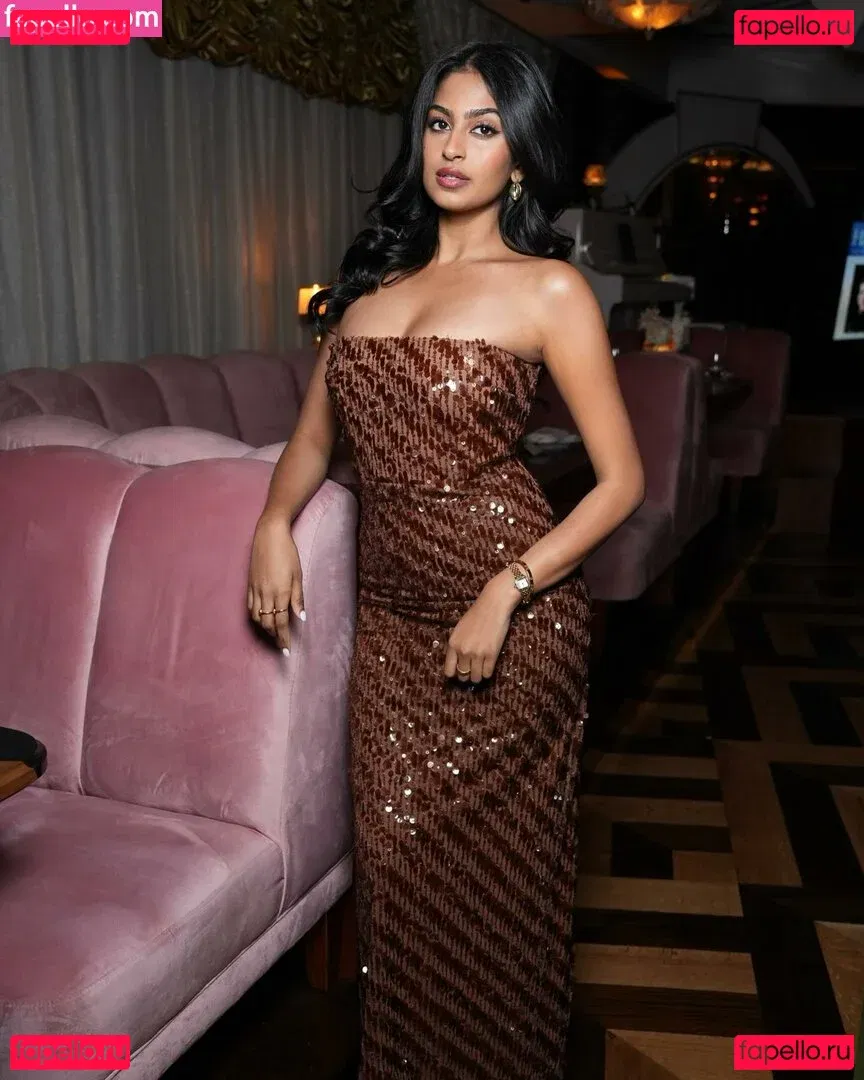 Shreya Arun Onlyfans Photo Gallery 