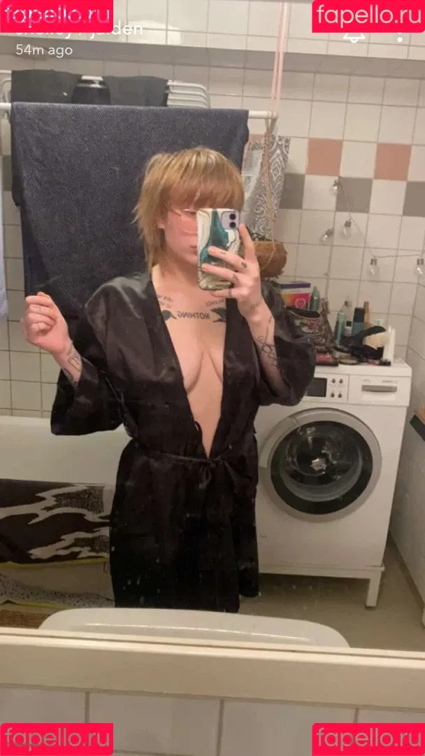 Shelley Floryd Onlyfans Photo Gallery 