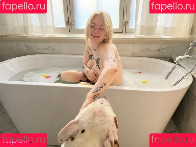 Shelley Floryd Onlyfans Photo Gallery 