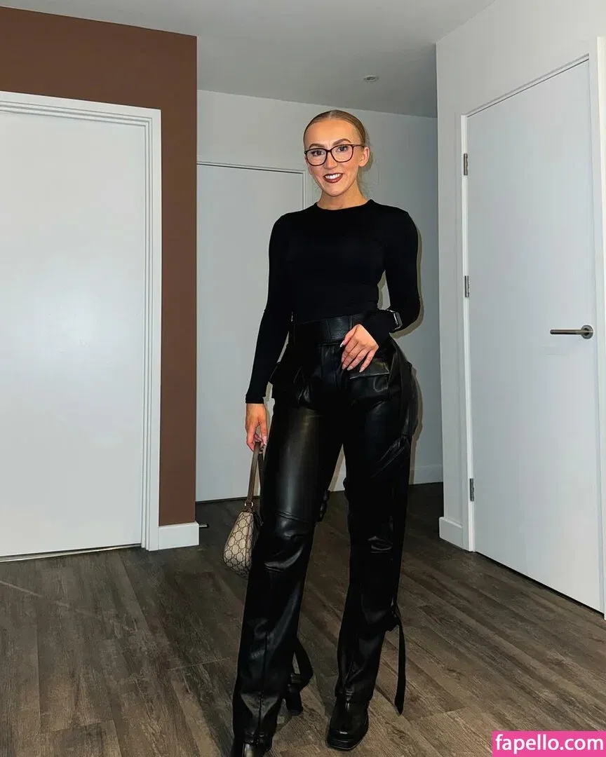 Brogan Small Onlyfans Photo Gallery 