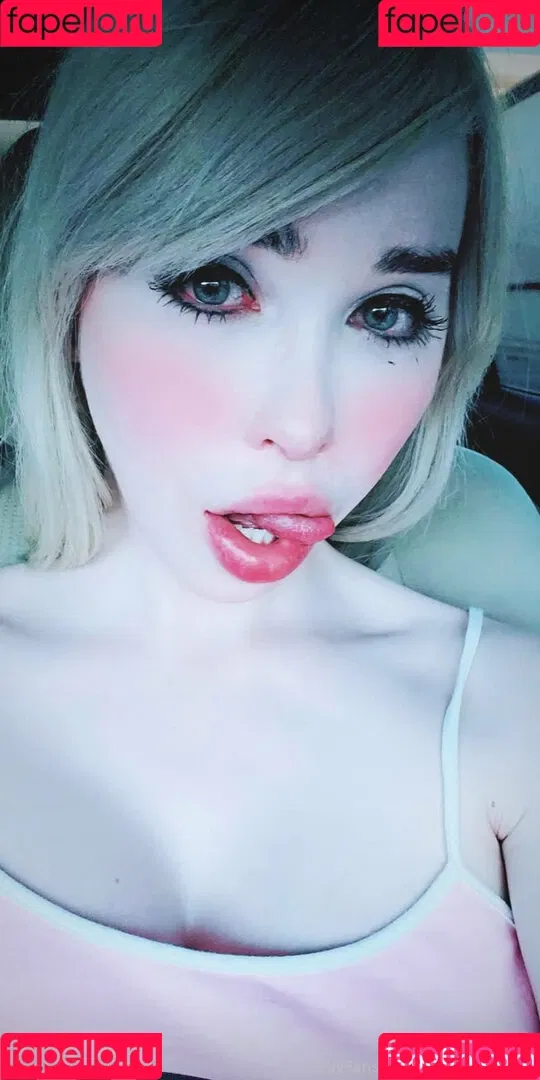 sarinavalentina Onlyfans Photo Gallery 