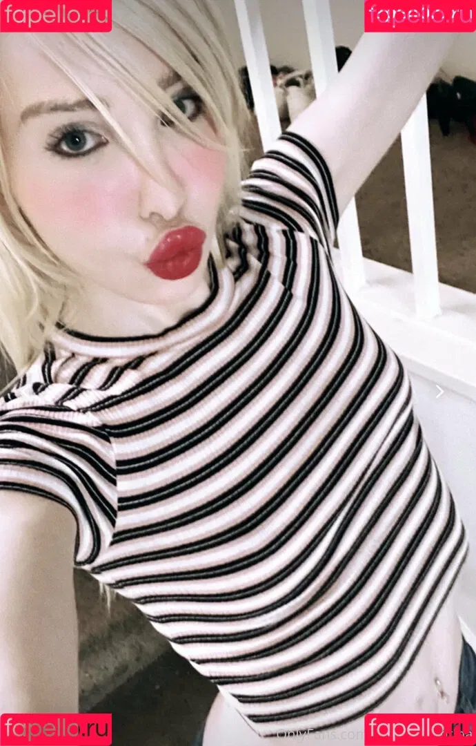 sarinavalentina Onlyfans Photo Gallery 