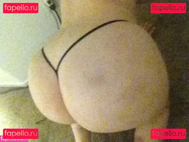 sarinavalentina Onlyfans Photo Gallery 