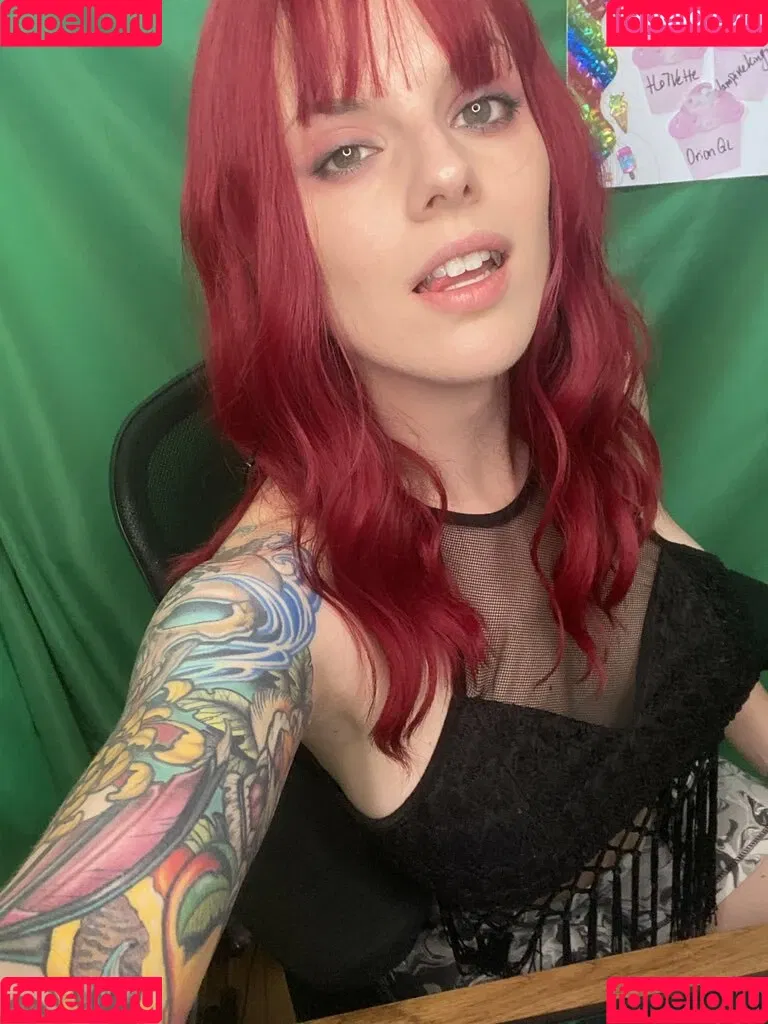vickipsythemoore Onlyfans Photo Gallery 