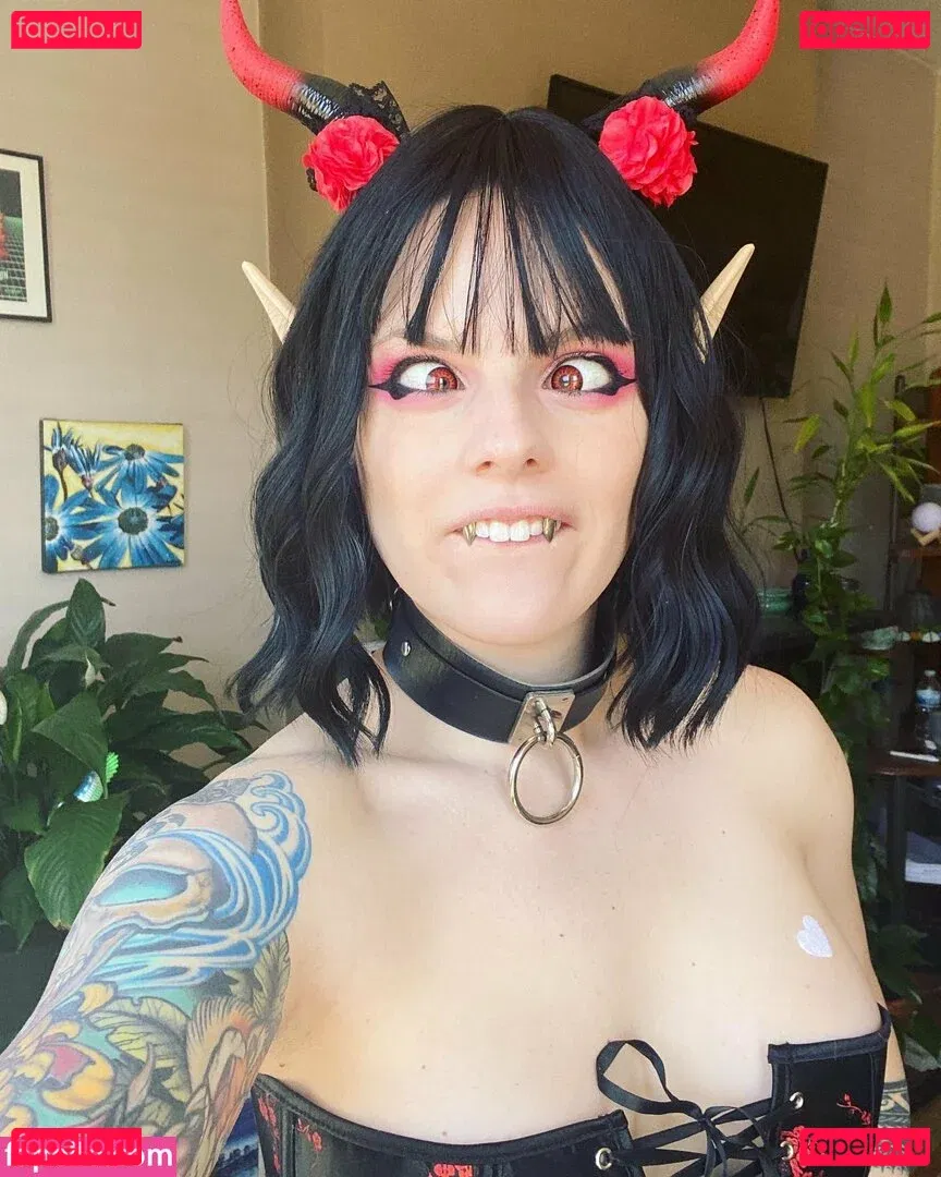 vickipsythemoore Onlyfans Photo Gallery 