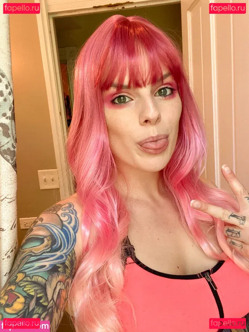 vickipsythemoore Onlyfans Photo Gallery 