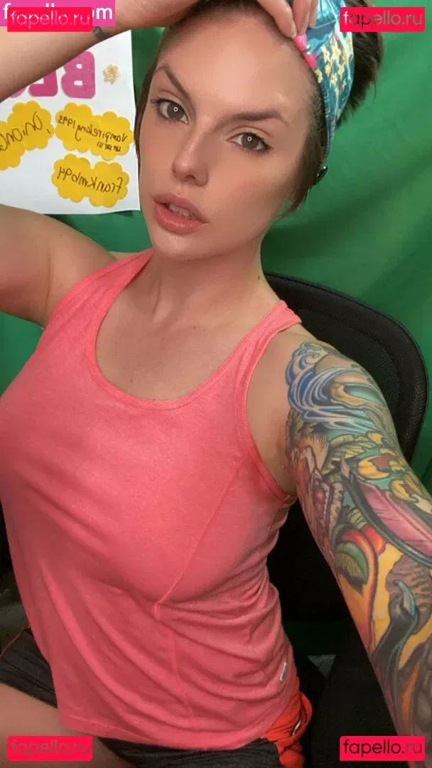 vickipsythemoore Onlyfans Photo Gallery 