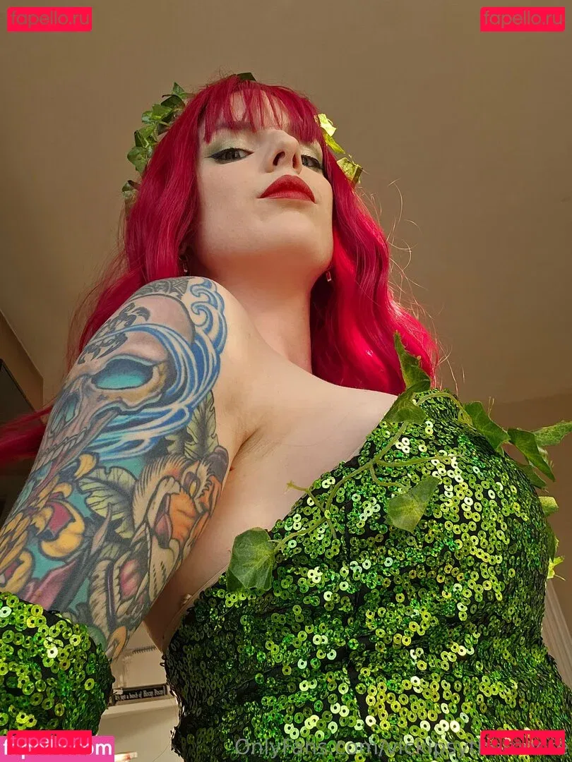 vickipsythemoore Onlyfans Photo Gallery 