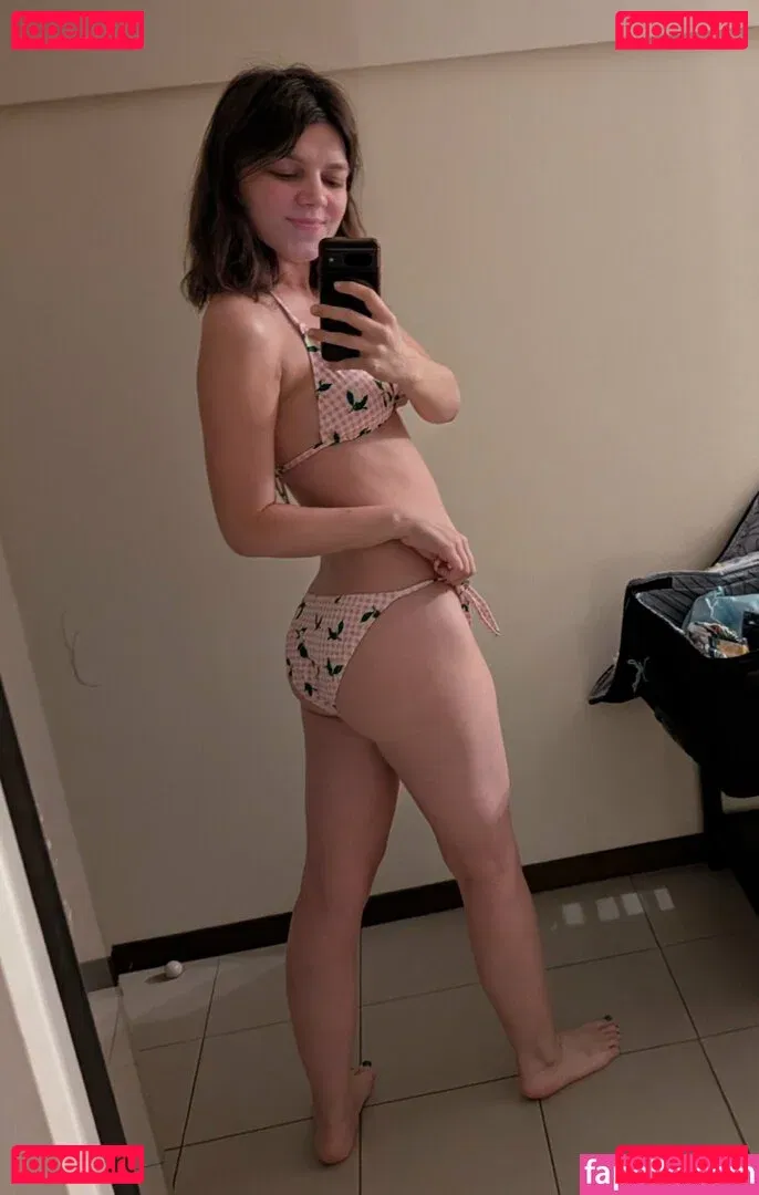 eve-apple Onlyfans Photo Gallery 