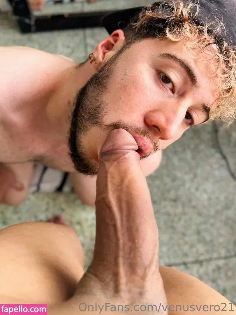 venusvero21 Onlyfans Photo Gallery 