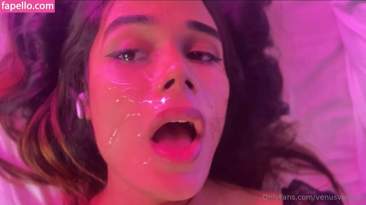venusvero21 Onlyfans Photo Gallery 