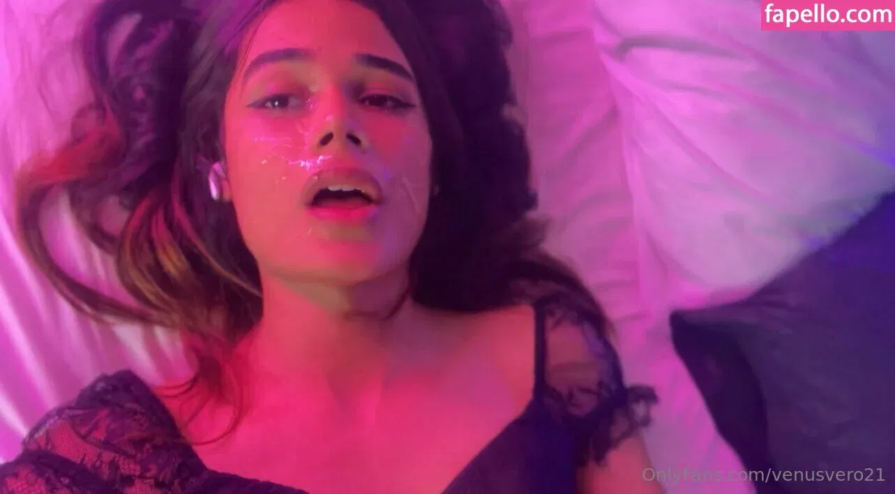venusvero21 Onlyfans Photo Gallery 
