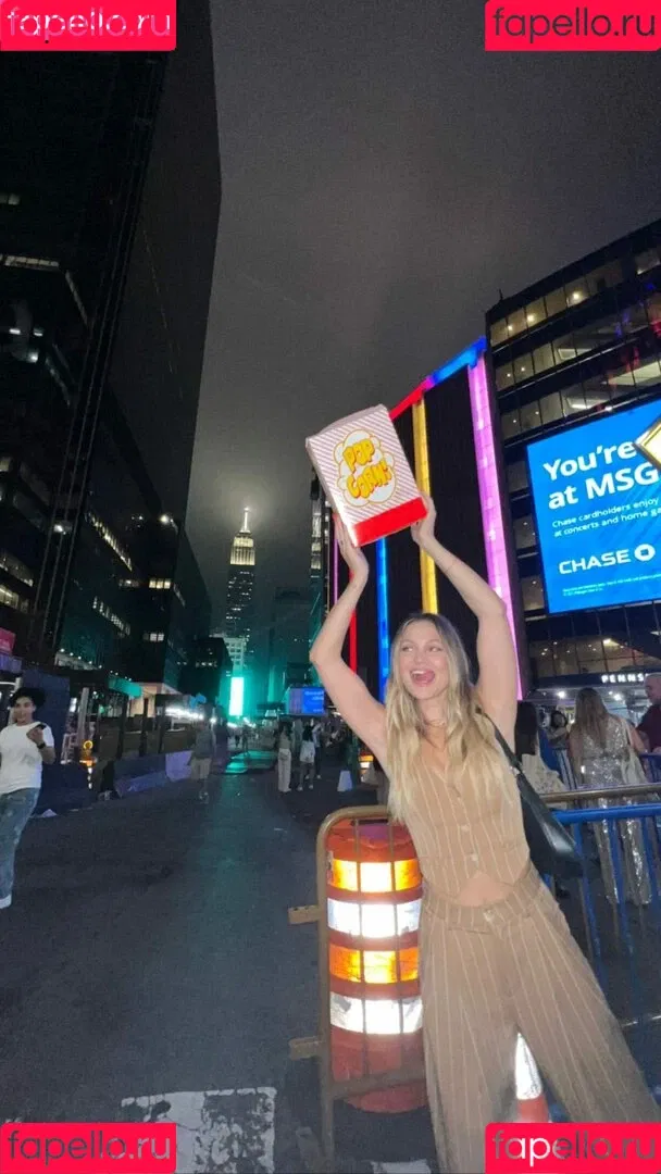 Olivia Holt Onlyfans Photo Gallery 