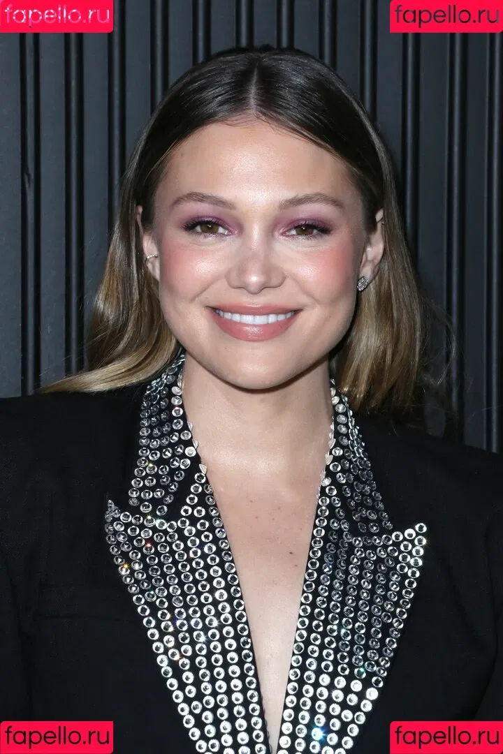 Olivia Holt Onlyfans Photo Gallery 
