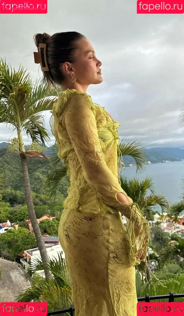 Olivia Holt Onlyfans Photo Gallery 