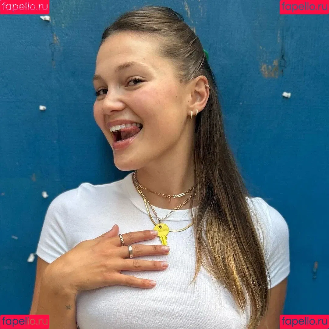 Olivia Holt Onlyfans Photo Gallery 