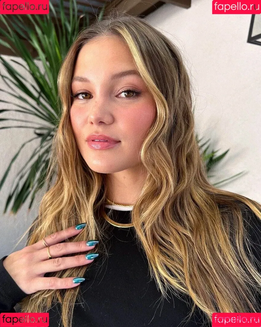 Olivia Holt Onlyfans Photo Gallery 