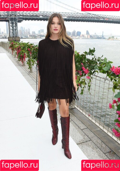 Olivia Holt Onlyfans Photo Gallery 