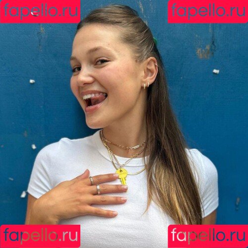 Olivia Holt Onlyfans Photo Gallery 