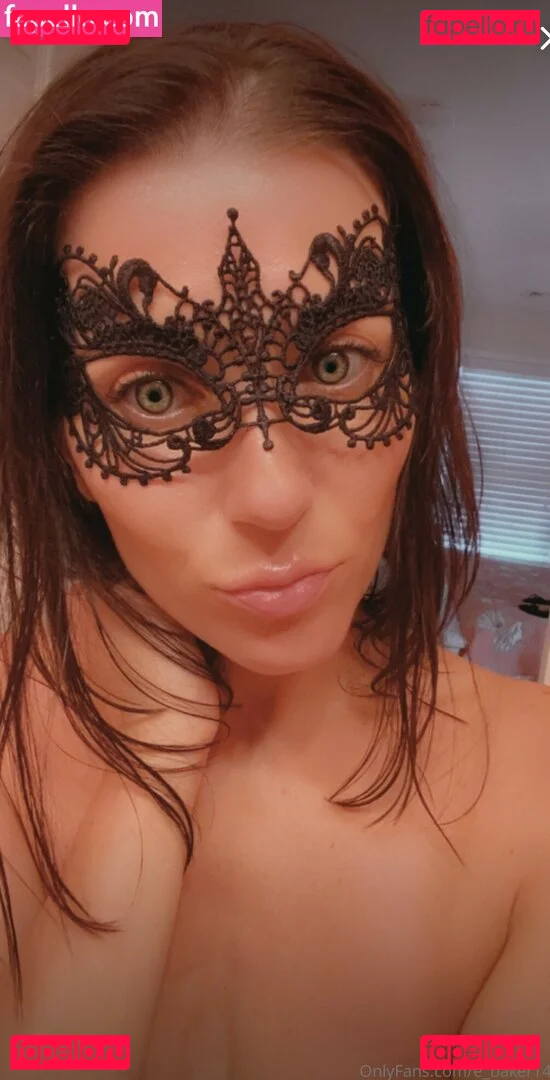 Elle Baker Onlyfans Photo Gallery 