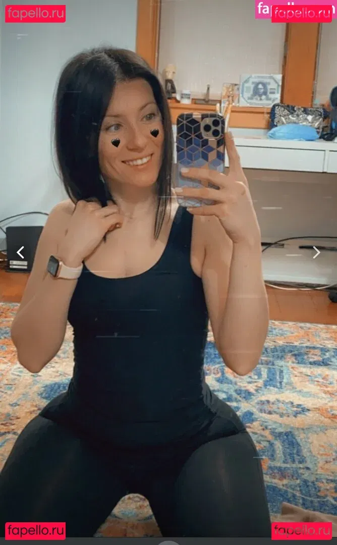 Elle Baker Onlyfans Photo Gallery 