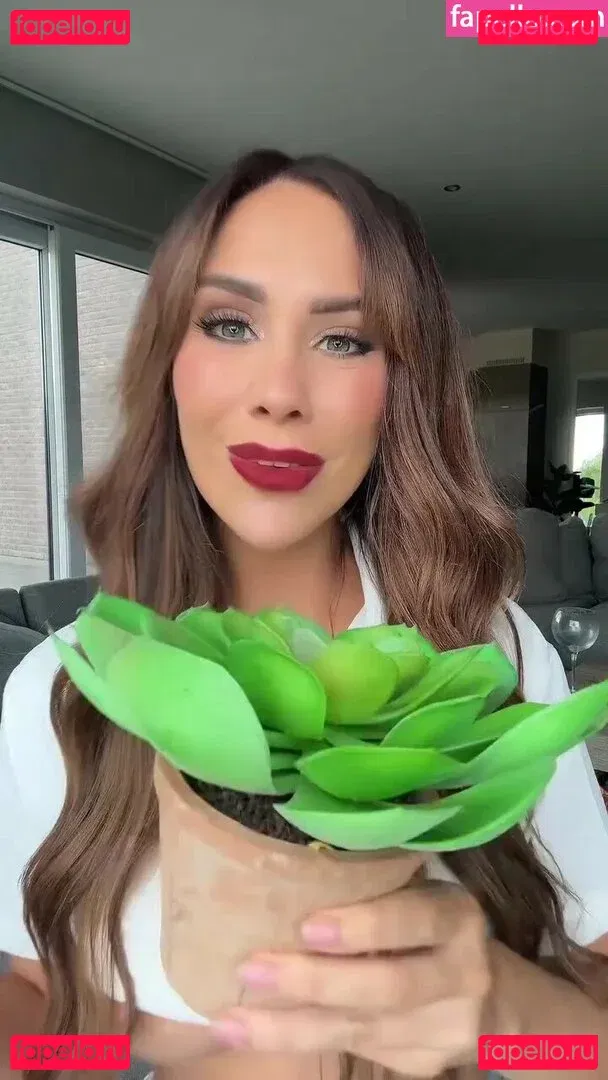 xoesmeerose Onlyfans Photo Gallery 