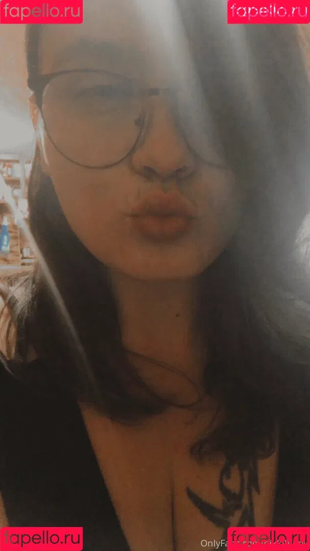 nikkihippy Onlyfans Photo Gallery 