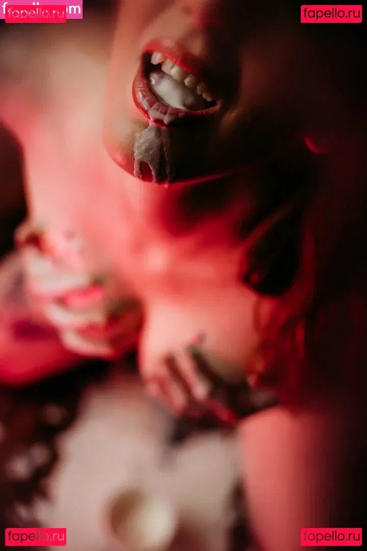 melodyaugust Onlyfans Photo Gallery 